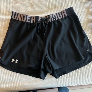 Black Under Armor shorts